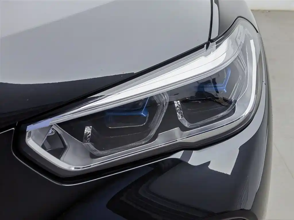 BMW X5 2022 xDrive 40Li M Sports Package купить на сайте DeffCars