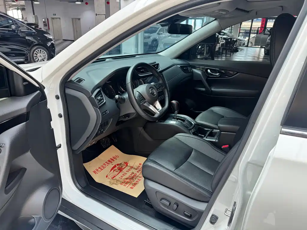 X-Trail 2022 2.0L 2WD Intelligent Link Premium Edition купить на сайте DeffCars