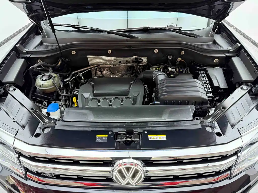 Touron 2024 Touron X 380TSI four-wheel drive luxury version купить на сайте DeffCars