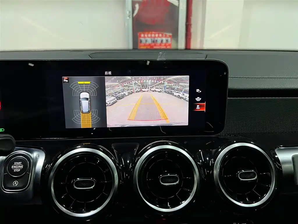 Mercedes-Benz GLB 2020 GLB 180 Dynamic купить на сайте DeffCars