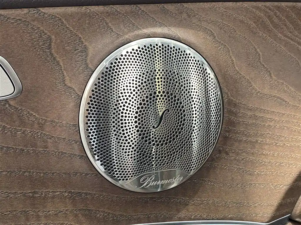 Mercedes-Benz E-Class 2022 E 300 L Luxury Model купить на сайте DeffCars