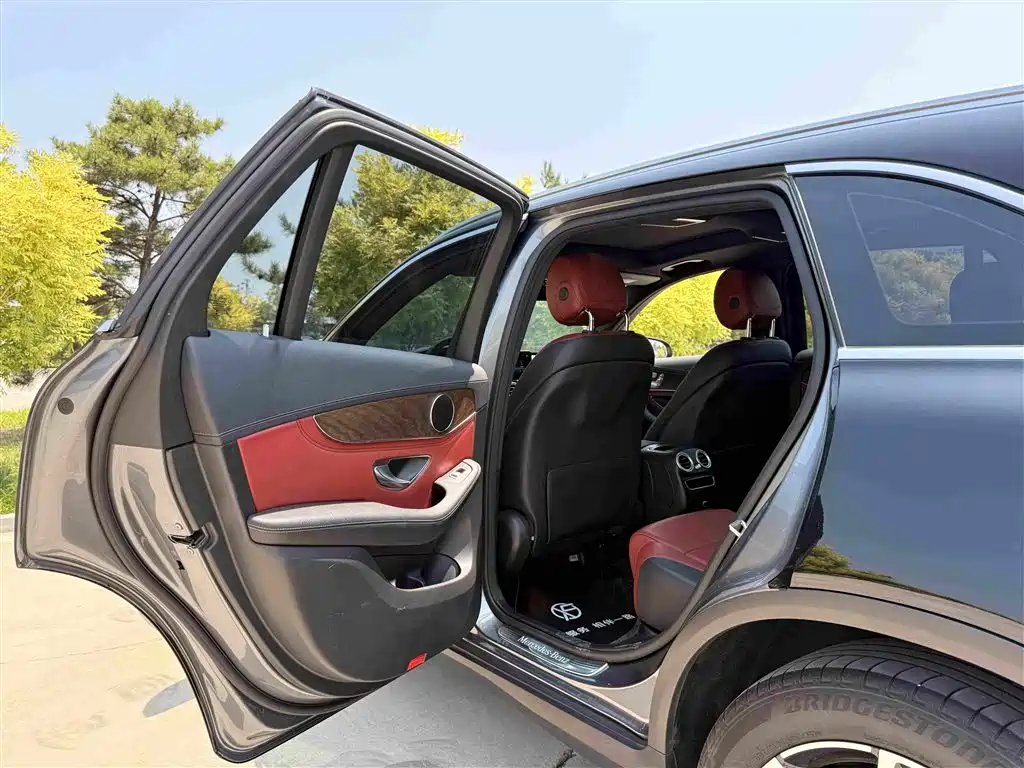 Mercedes-Benz GLC 2020 GLC 260 L 4MATIC luxury model купить на сайте DeffCars