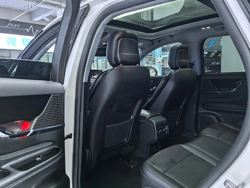 Adventurer 2021 2.0T two-wheel drive exclusive edition купить на сайте DeffCars