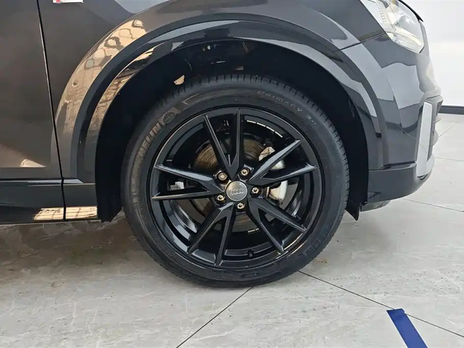 Audi Q2L 2021 35 TFSI aggressive and dynamic model купить на сайте DeffCars