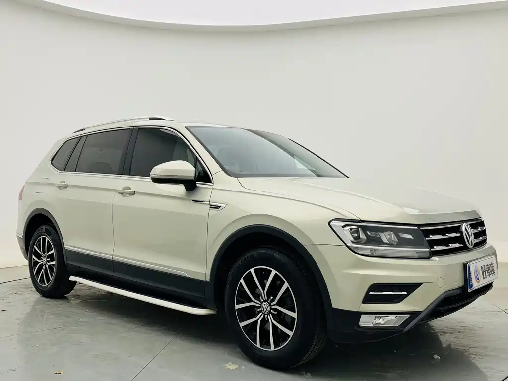 Tiguan L 2018 facelift 330TSI automatic two-wheel drive luxury version купить на сайте DeffCars
