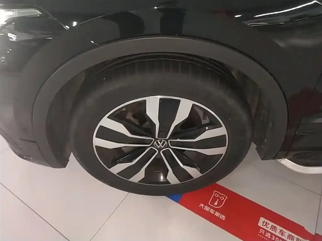 Tiguan L 2023 330TSI automatic two-wheel drive R-Line flagship version купить на сайте DeffCars