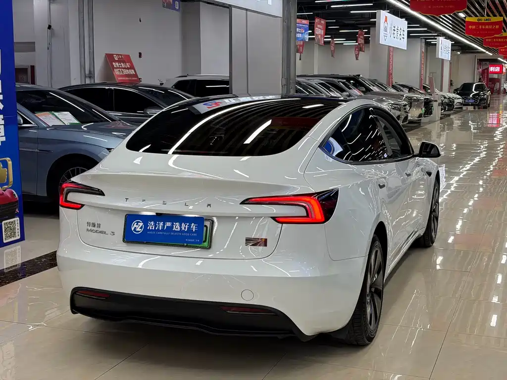 Model 3 2023 rear-wheel drive version купить на сайте DeffCars