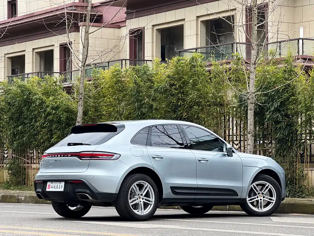 Macan 2023 Macan 2.0T купить на сайте DeffCars