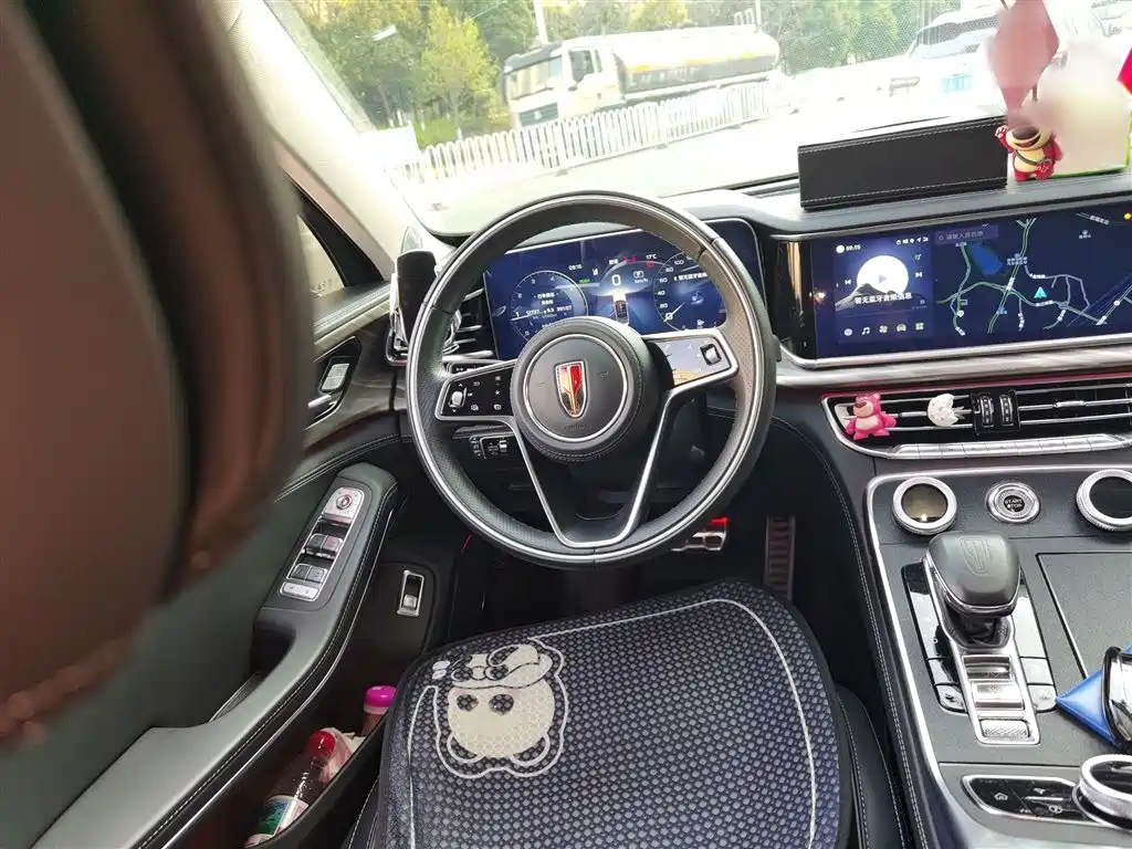 Hongqi H9 2022 2.0T Zhilian Qiyue Edition купить на сайте DeffCars