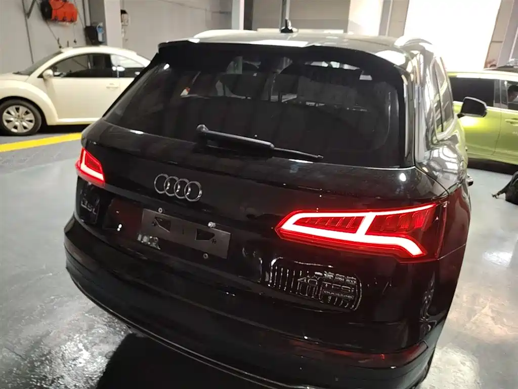 Audi Q5L 2020 facelift 40 TFSI enjoys fashionable style купить на сайте DeffCars