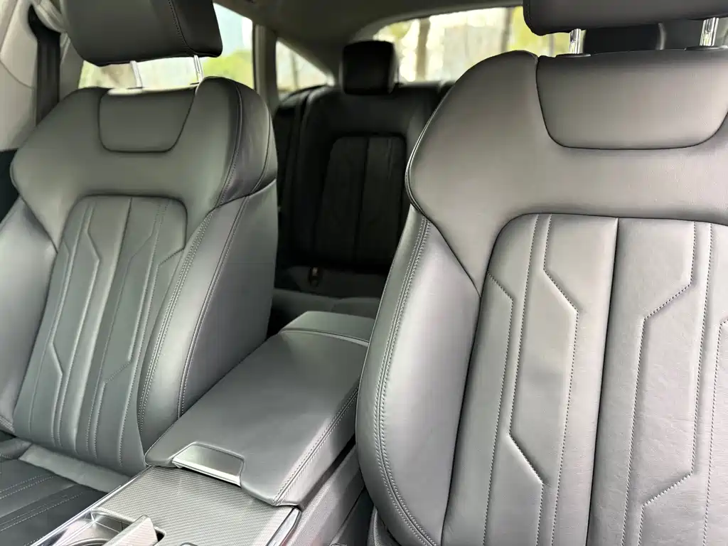 Audi A7 2021 45 TFSI Premium Selection купить на сайте DeffCars