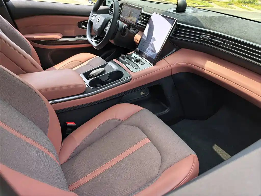 NIO EC6 2020 440KM Performance Edition купить на сайте DeffCars