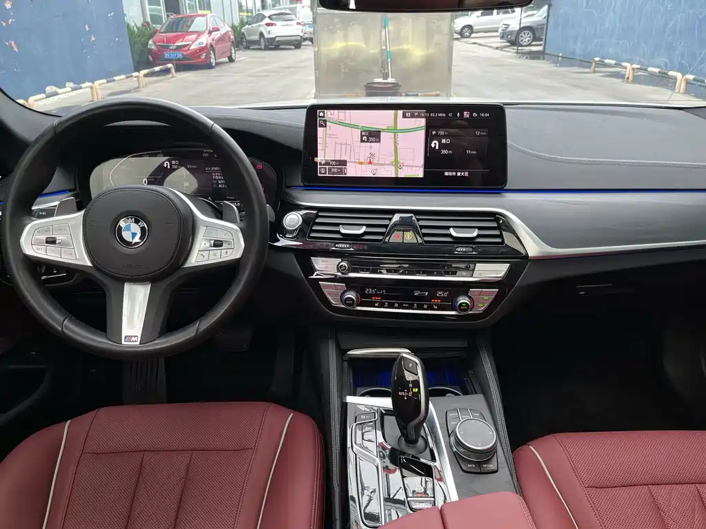 BMW 5 Series 2023 530Li xDrive M Sports Package купить на сайте DeffCars