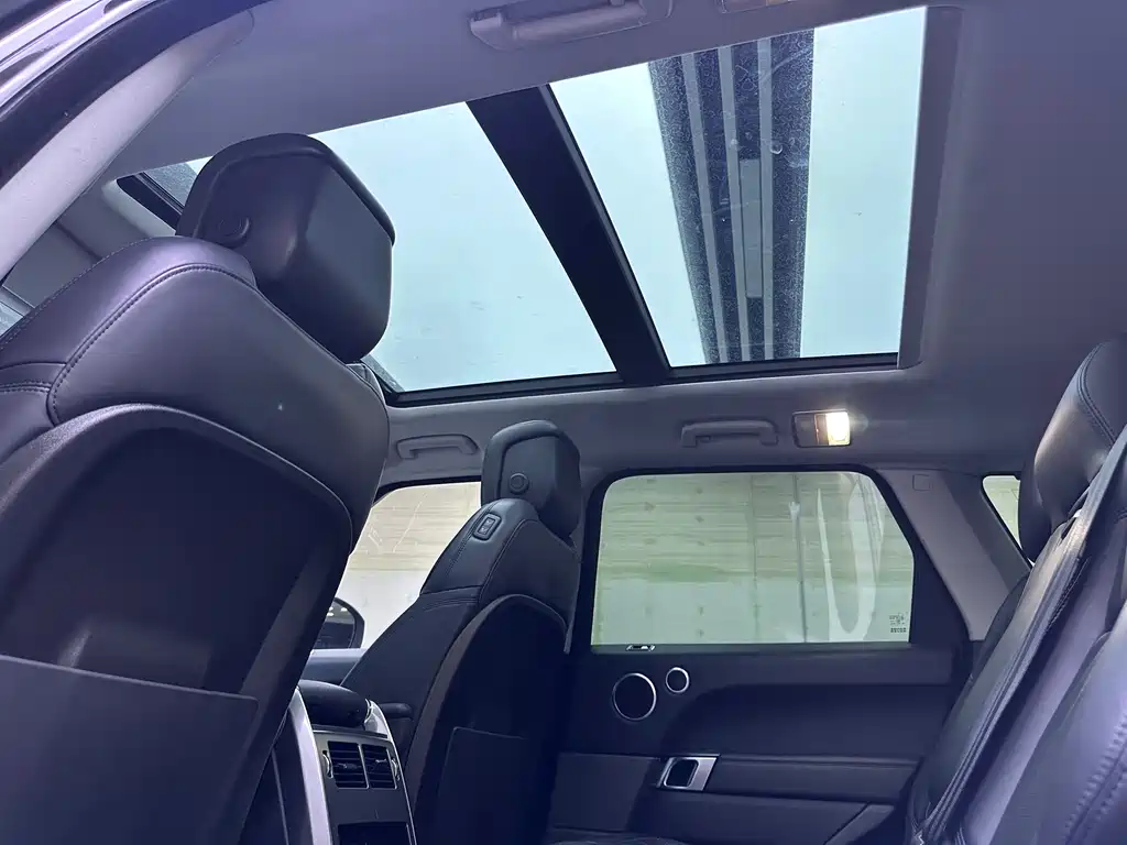 Range Rover Sport 2019 3.0 SC V6 Special Edition купить на сайте DeffCars