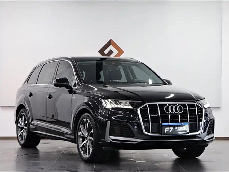 Audi Q7 2020 55 TFSI quattro S line sports купить на сайте DeffCars