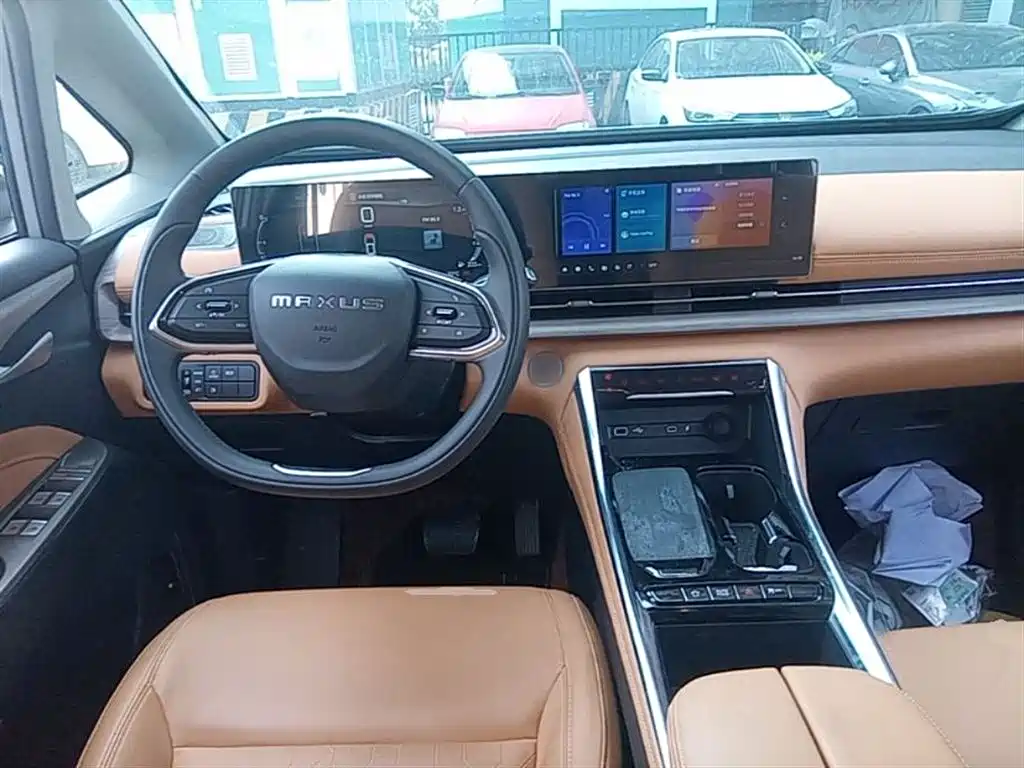 Maxus G50 plug-in hybrid 2025 pilot version купить на сайте DeffCars