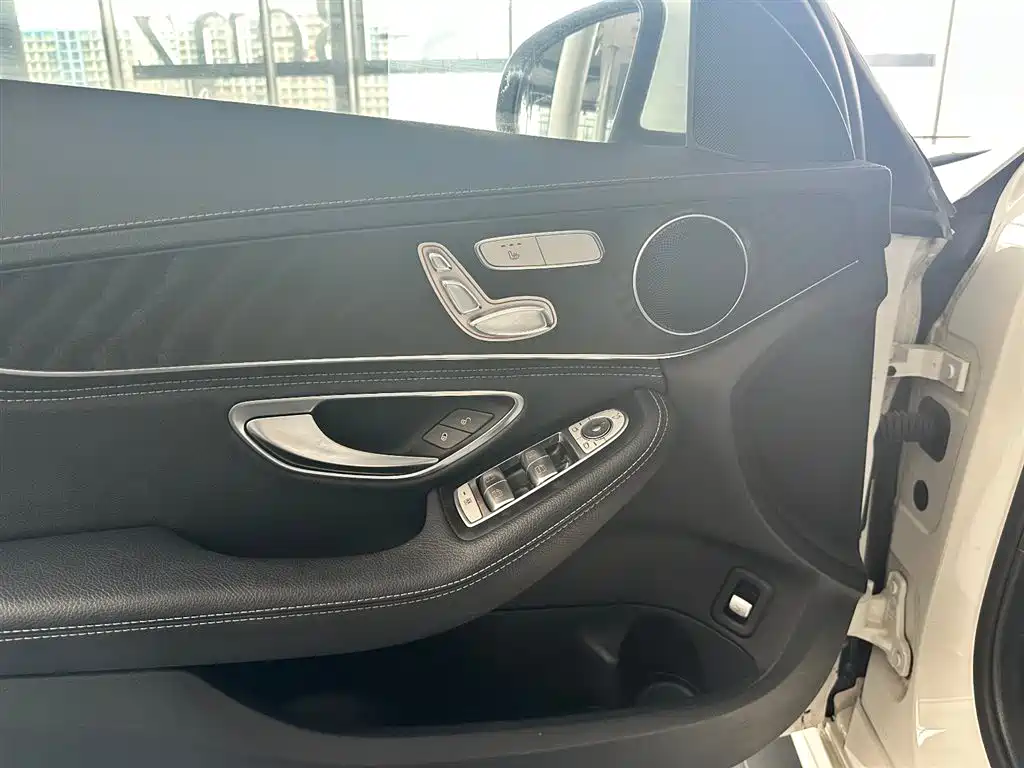 Mercedes-Benz C-Class 2017 C 200 L купить на сайте DeffCars