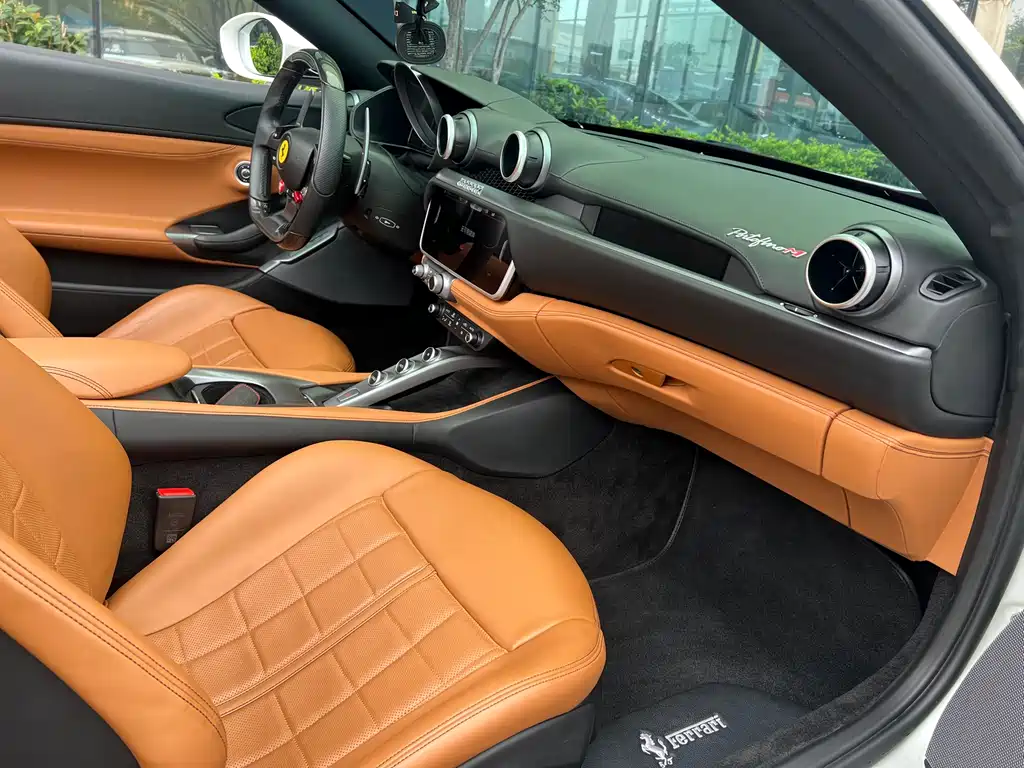 Portofino 2021 3.9T M купить на сайте DeffCars