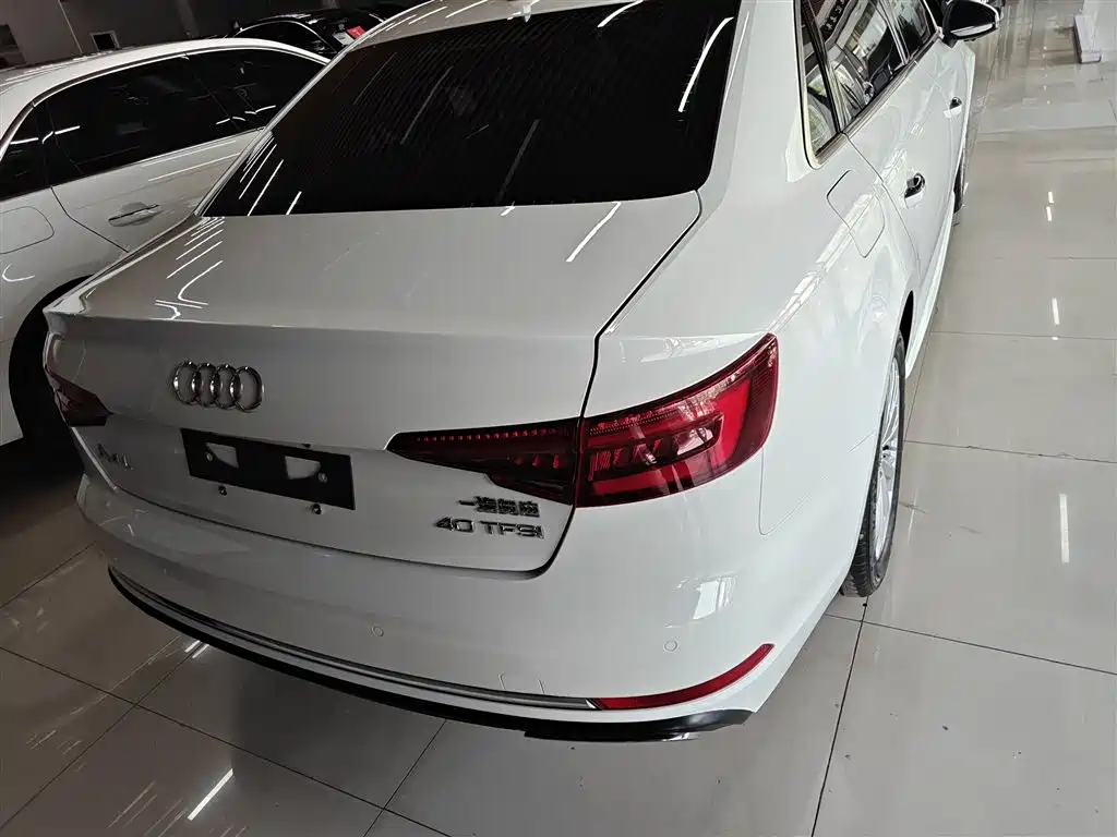 Audi A4L 2019 40 TFSI Enterprising National VI купить на сайте DeffCars