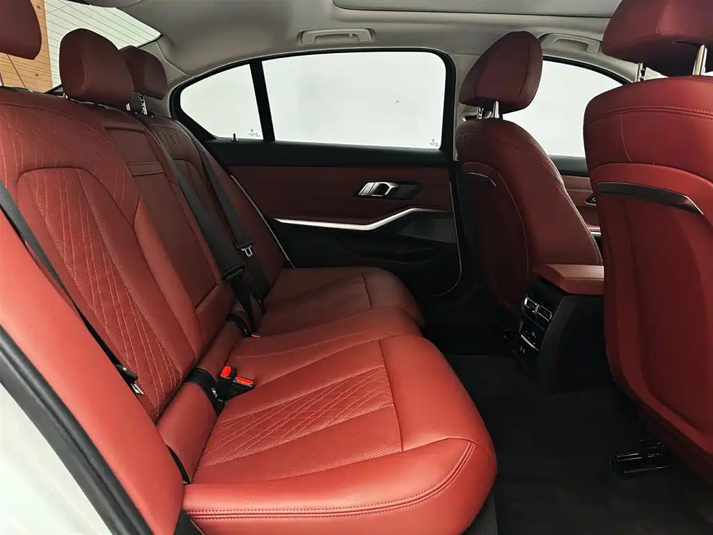 BMW 3 Series 2023 320Li M Sports Package купить на сайте DeffCars