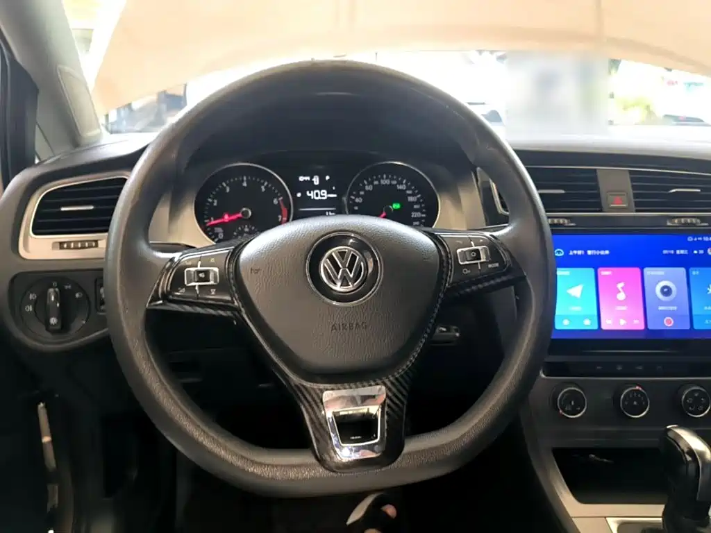 Golf 2016 1.6L automatic fashion model купить на сайте DeffCars