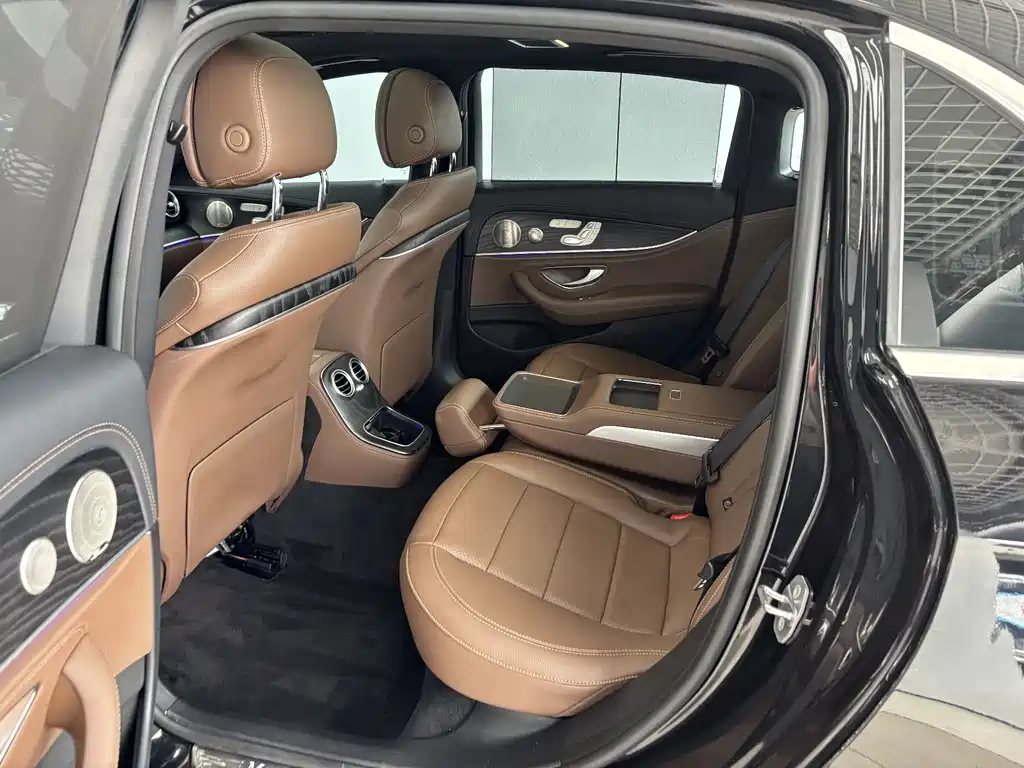 Mercedes-Benz E-Class 2023 facelift E 300 L sports luxury model купить на сайте DeffCars