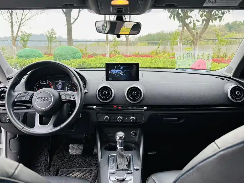 Audi A3 2018 30th anniversary model Sportback 35 TFSI fashionable model купить на сайте DeffCars