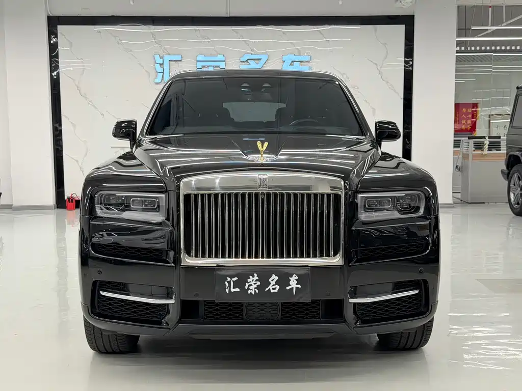 Cullinan 2018 five-seater version купить на сайте DeffCars