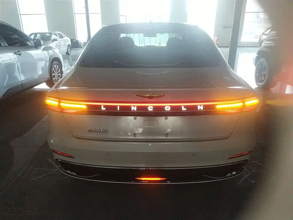 Lincoln Z 2022 iXiang Premium Edition купить на сайте DeffCars