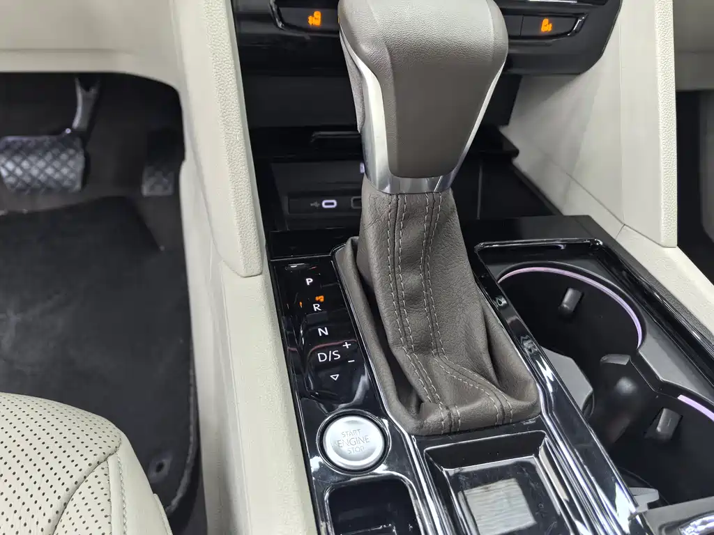 Weiran 2020 330TSI Deluxe Edition купить на сайте DeffCars