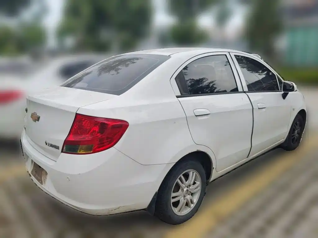 Sail 2013 Sedan 1.4L Manual Happy Edition II купить на сайте DeffCars
