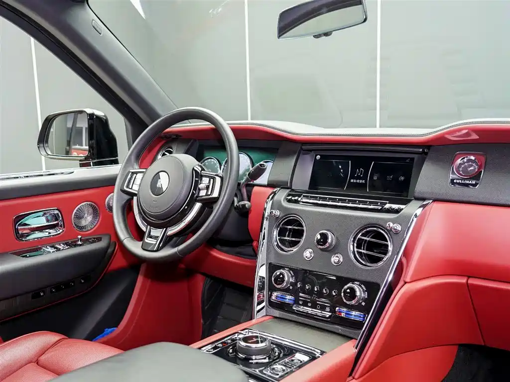 Cullinan 2018 four-seat version купить на сайте DeffCars