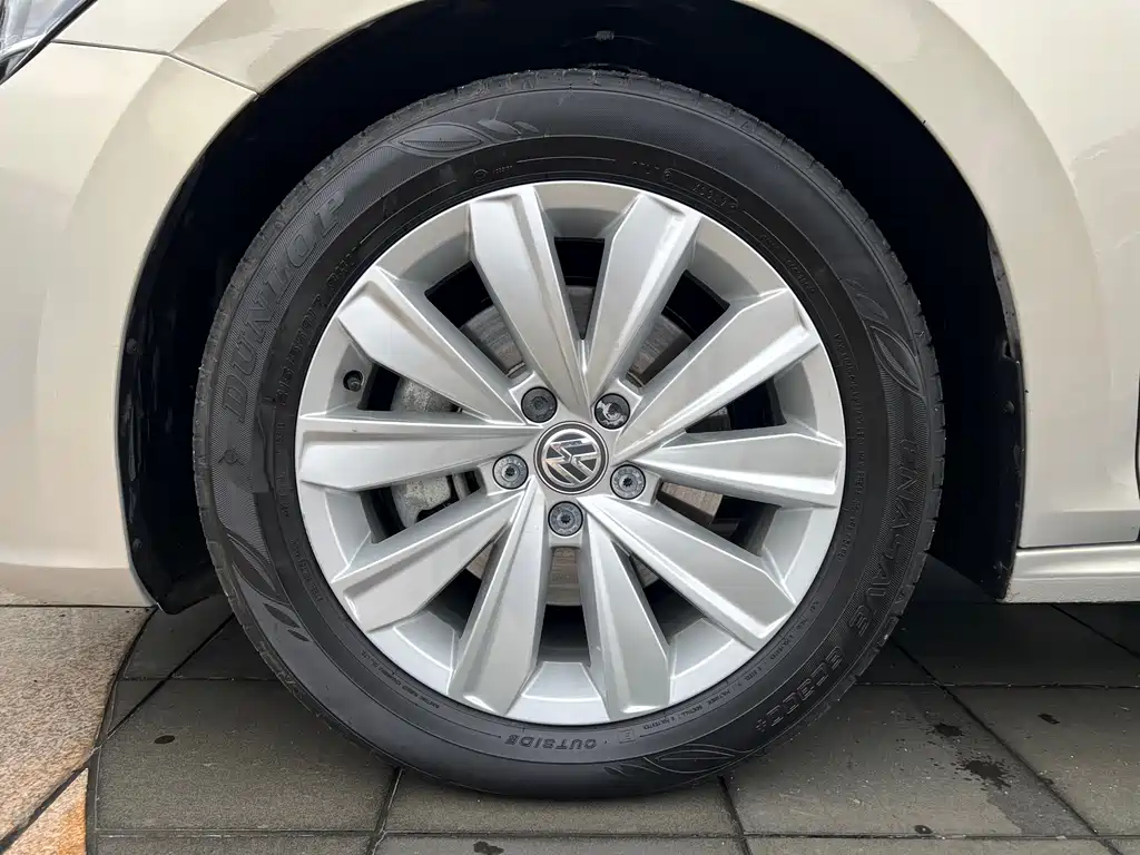 Passat 2019 330TSI Elite Edition National VI купить на сайте DeffCars