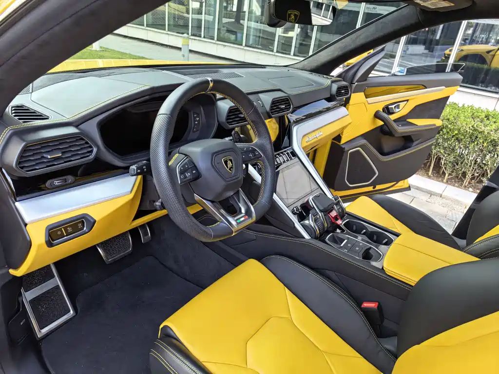 Urus 2021 4.0T V8 купить на сайте DeffCars
