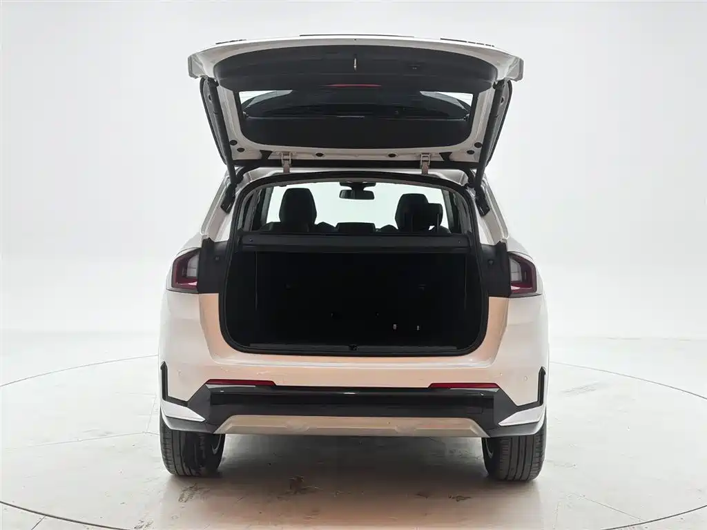 BMW X1 2023 sDrive20Li X Design Package купить на сайте DeffCars