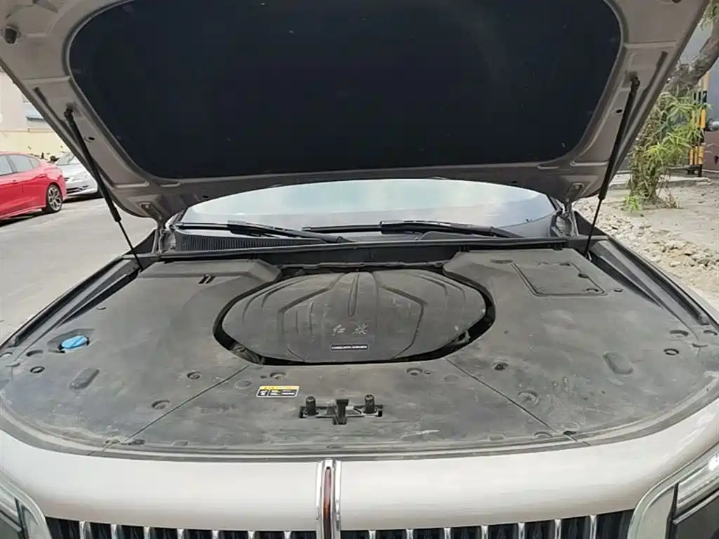 Hongqi H9 2020 2.0T Zhilian Flagship Edition купить на сайте DeffCars