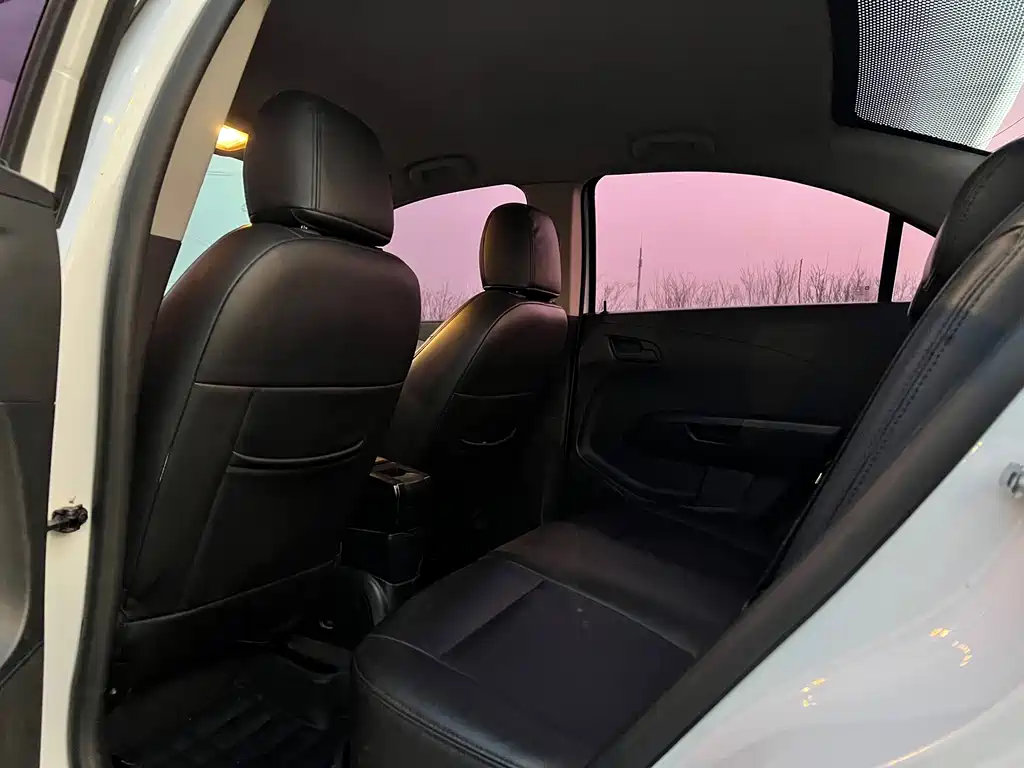 Avio 2011 Sedan 1.4L MT SL купить на сайте DeffCars