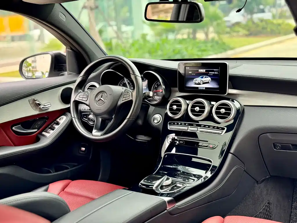 Mercedes-Benz GLC Coupe 2019 GLC 200 4MATIC Coupe SUV купить на сайте DeffCars