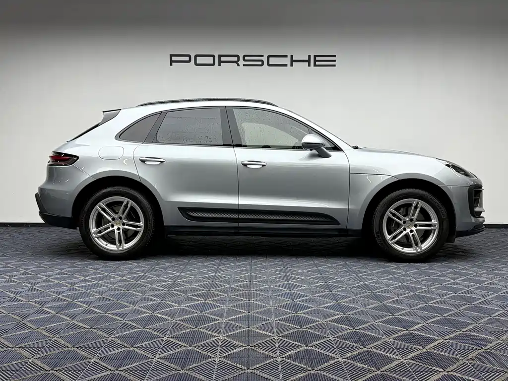 Macan 2023 Macan 2.0T купить на сайте DeffCars