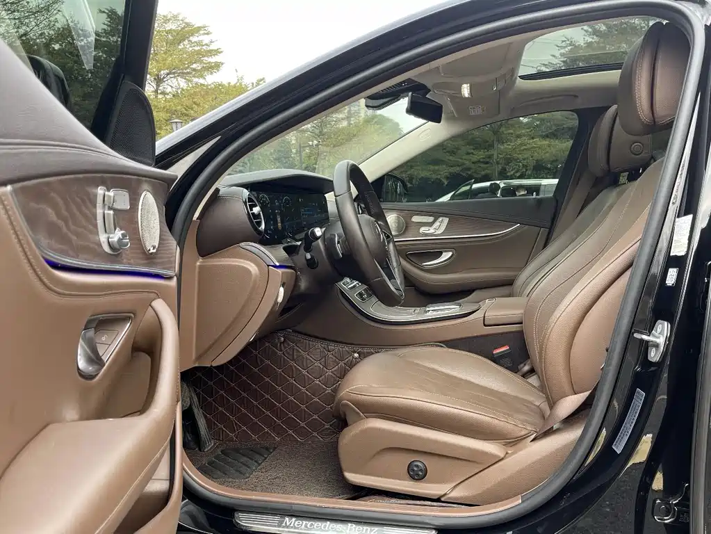 Mercedes-Benz E-Class 2023 E 300 L Luxury Model купить на сайте DeffCars
