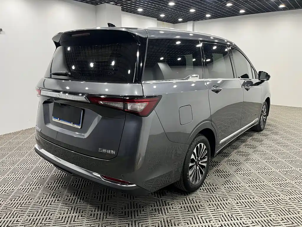 Wuling Jiachen 2022 1.5T CVT exclusive flagship model купить на сайте DeffCars