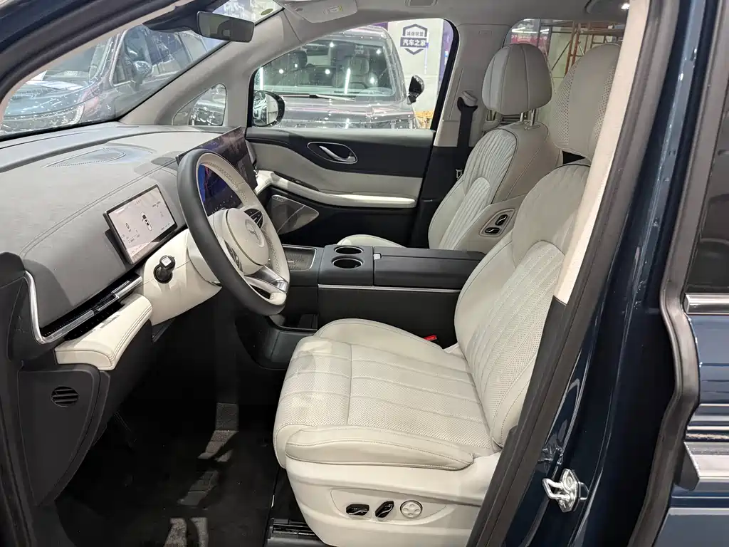 Lantu Dreamer 2025 PHEV four-wheel drive flagship Kunpeng version купить на сайте DeffCars