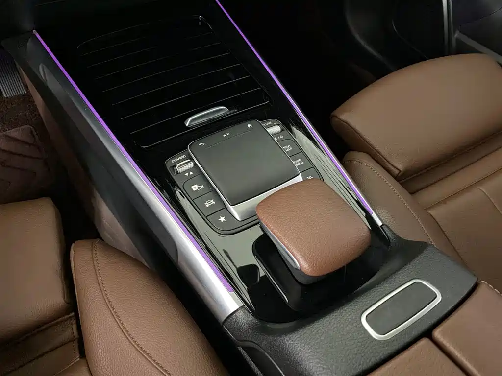 Mercedes-Benz GLB 2021 GLB 200 Dynamic купить на сайте DeffCars