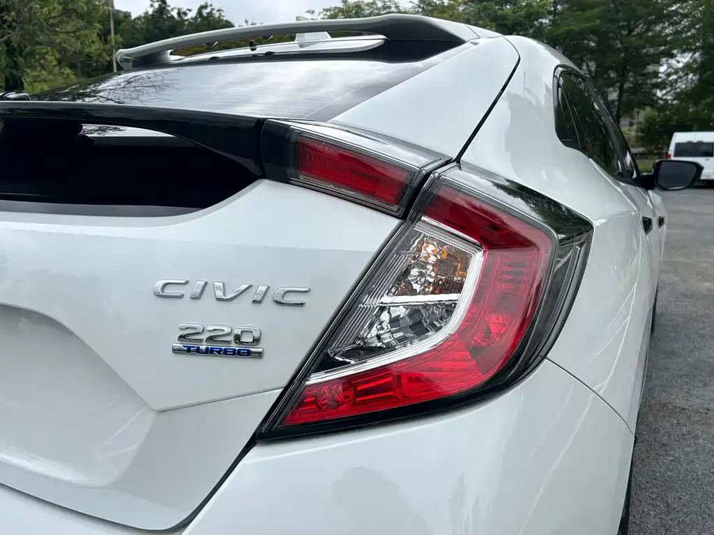 Civic 2021 HATCHBACK 220TURBO CVT cool control купить на сайте DeffCars
