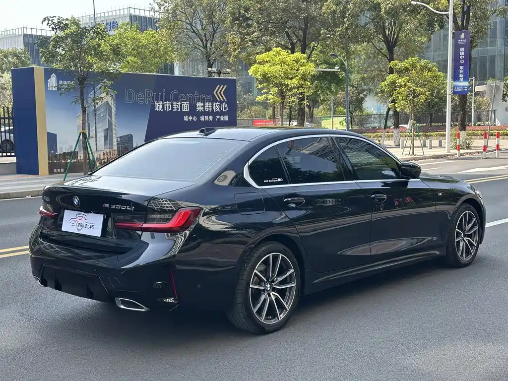 BMW 3 Series 2025 325Li M Sports Package купить на сайте DeffCars