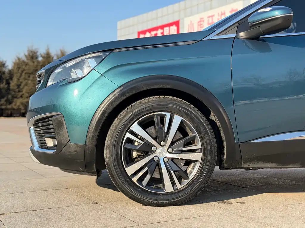 Peugeot 5008 2017 350THP 7-seater Elite Edition купить на сайте DeffCars