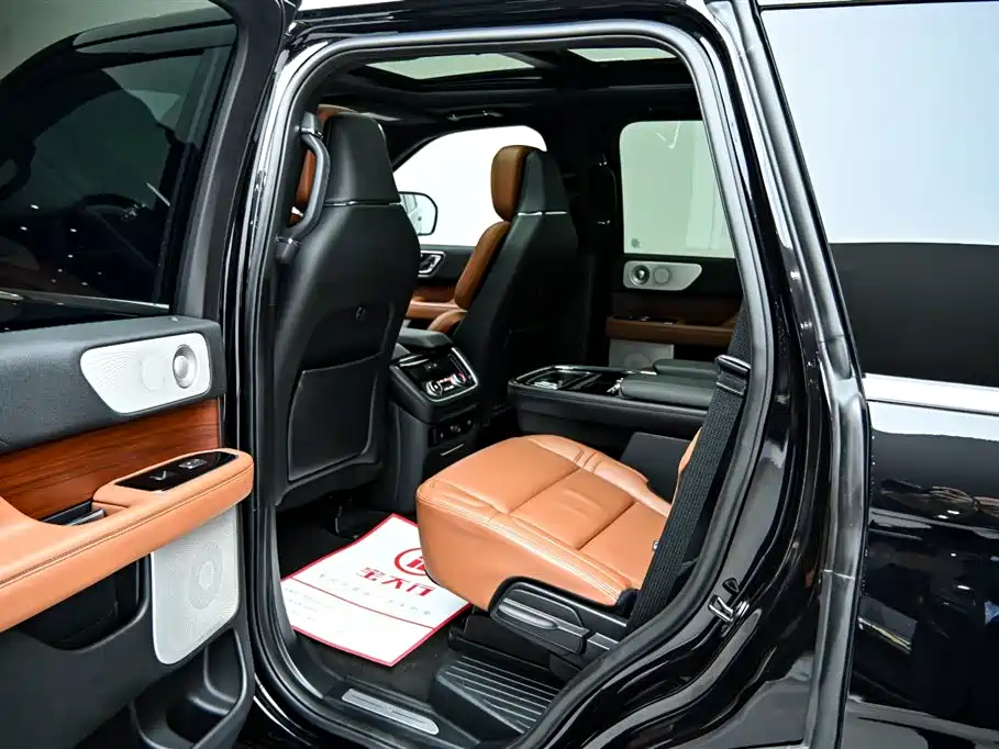 Navigator 2020 3.5T Honor Edition купить на сайте DeffCars