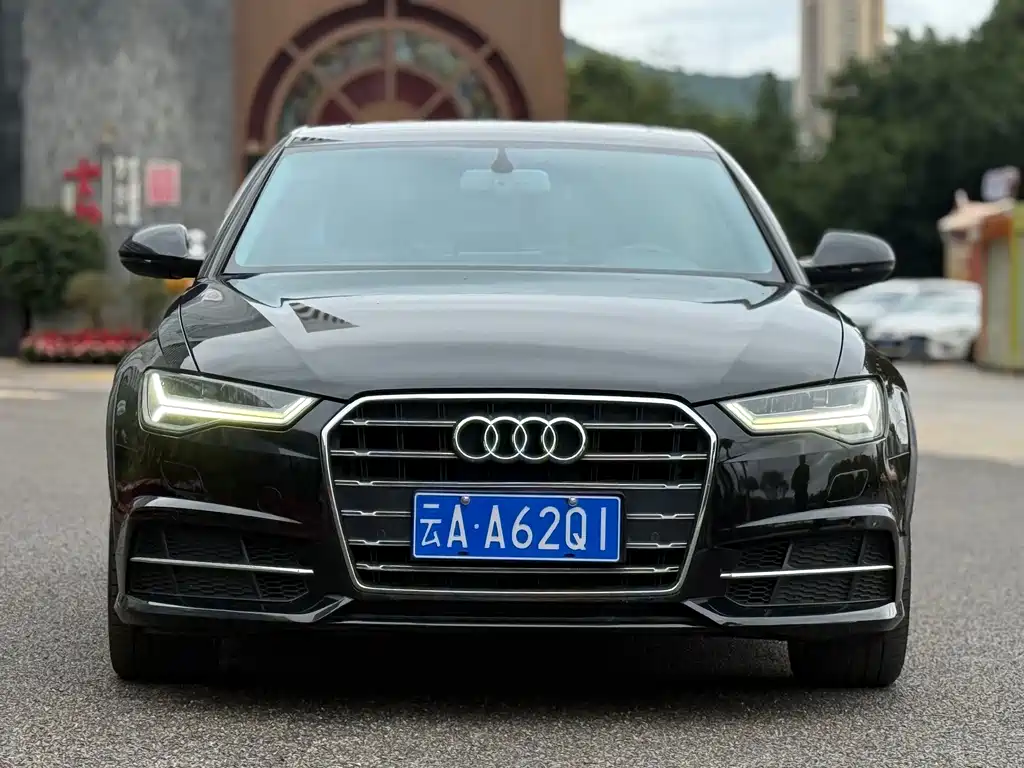 Audi A6L 2018 30th Anniversary Model 35 TFSI Fashion Edition купить на сайте DeffCars