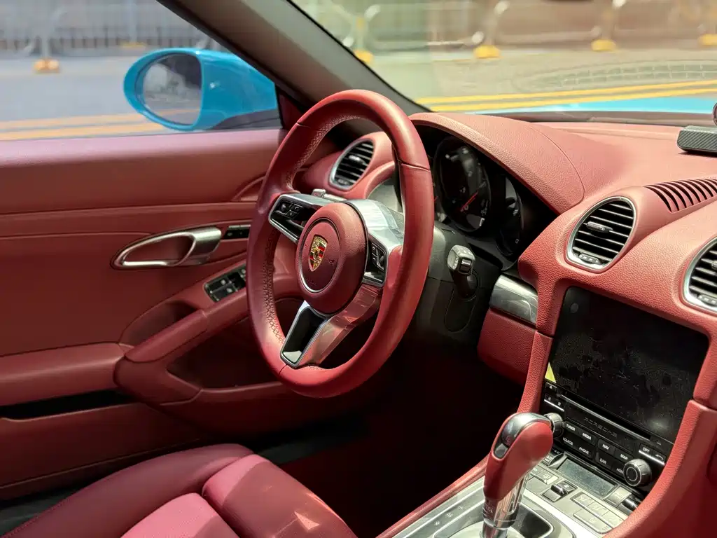 Porsche 718 2018 Boxster 2.0T купить на сайте DeffCars