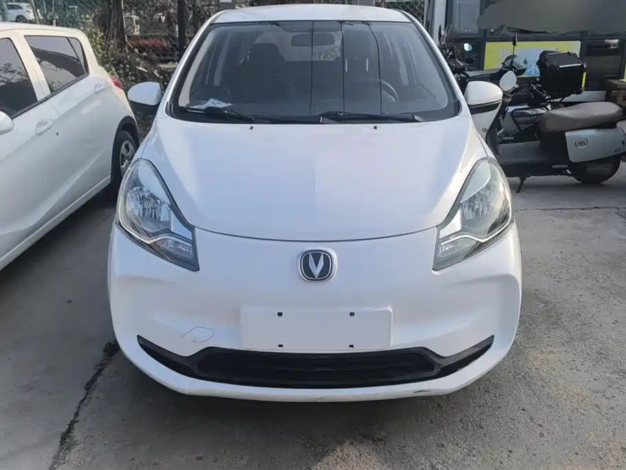 Changan Benben E-Star 2021 National Edition Xinyue Edition Lithium Iron Phosphate (31.86kWh) купить на сайте DeffCars